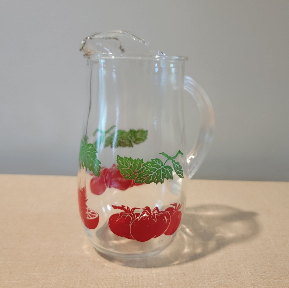 Vintage Tomato Juice Pitcher‎